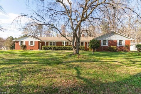 Homes For Sale - 875 Bonanza Drive<br/> Salisbury, NC 28144