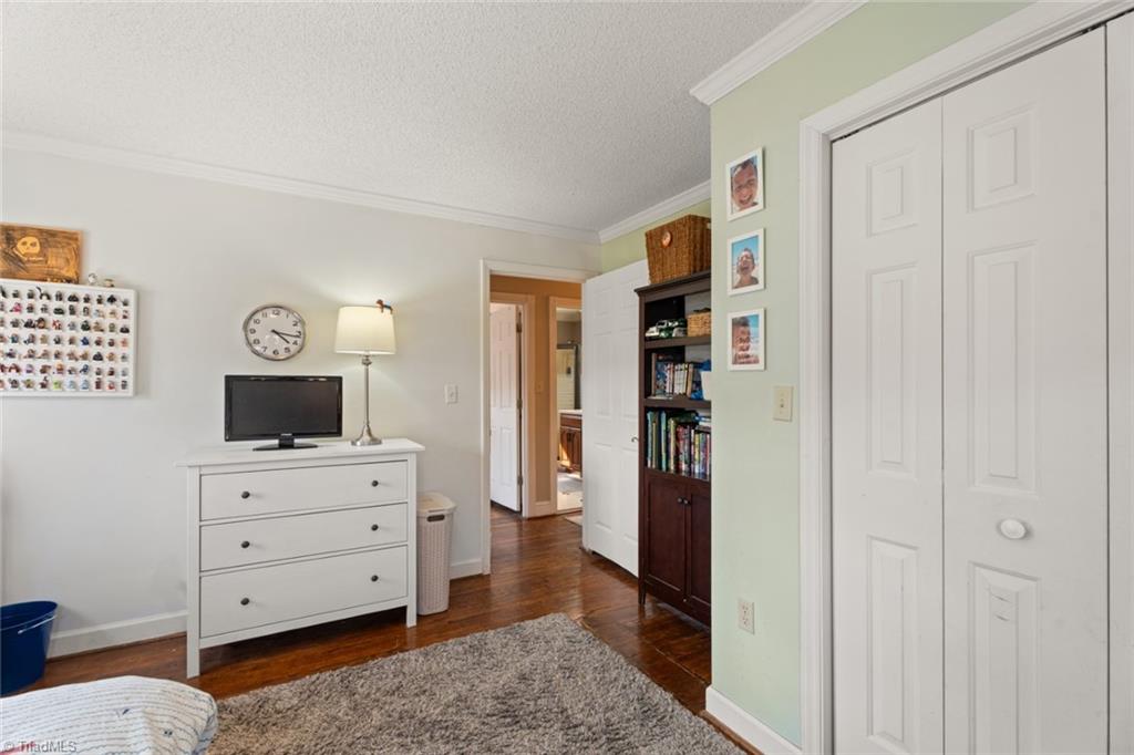 Winston-Salem, North Carolina 27103, United States, 3 Bedrooms Bedrooms, ,2 BathroomsBathrooms,Residential,Active,95836