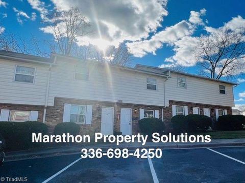 Homes For Rent - 1835 Merritt Drive #A<br/> Greensboro, NC 27407