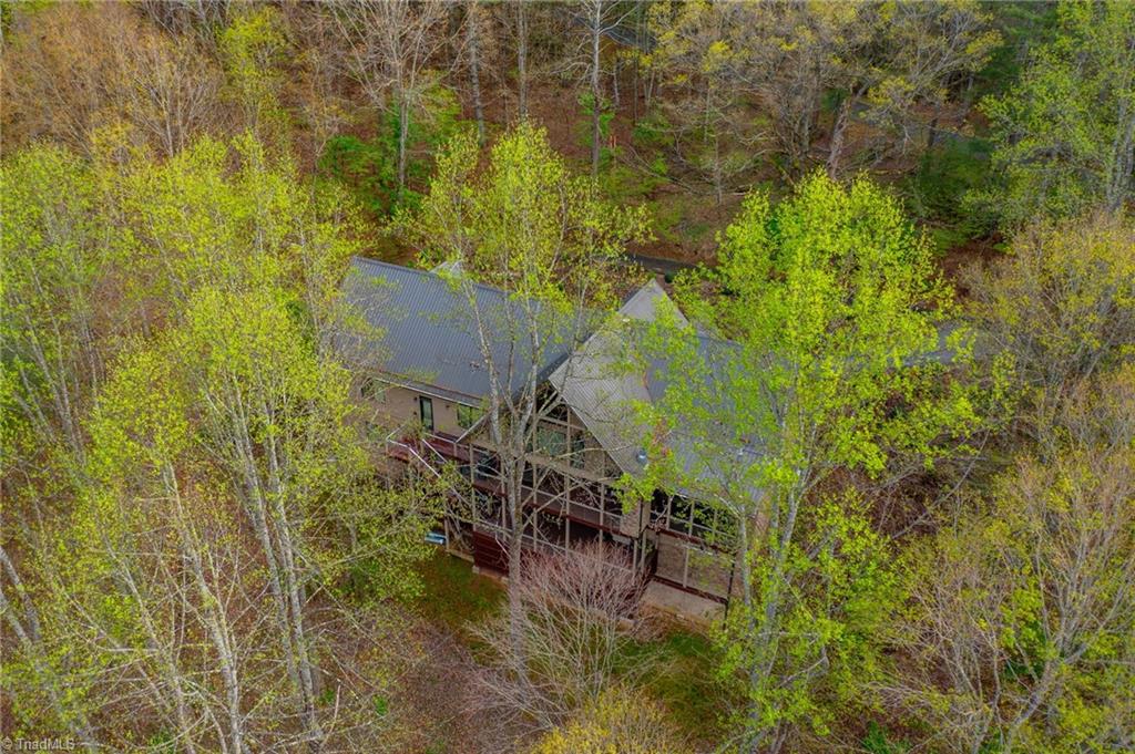 Photo of 594 Village Pine Drive, Jefferson, NC 28640 (MLS # 1216925)