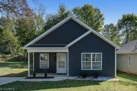 Photo of 1117 Jefferson Street, High Point, NC 27260 (MLS # 1198267)
