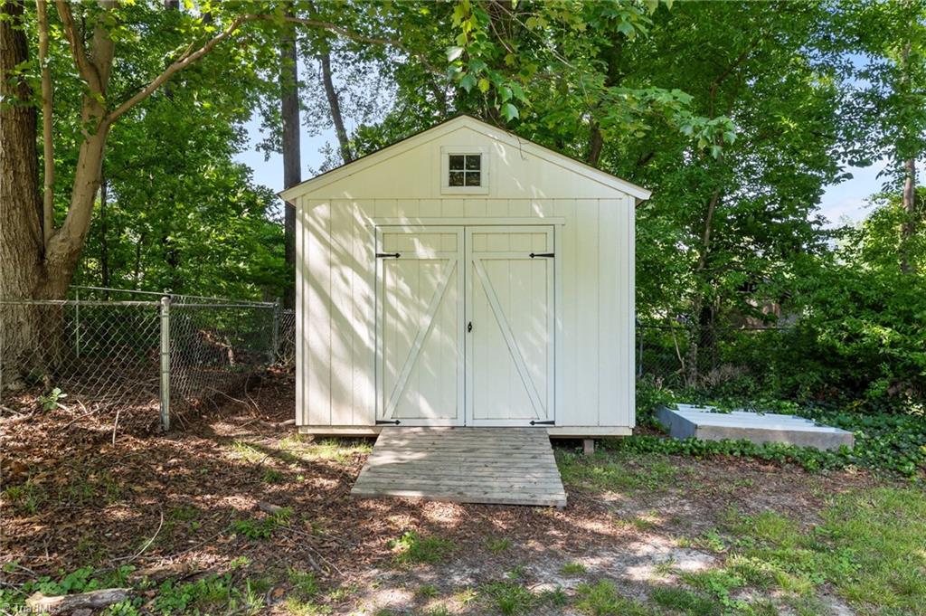 5801 Barbell Circle, McLeansville, North Carolina image 30