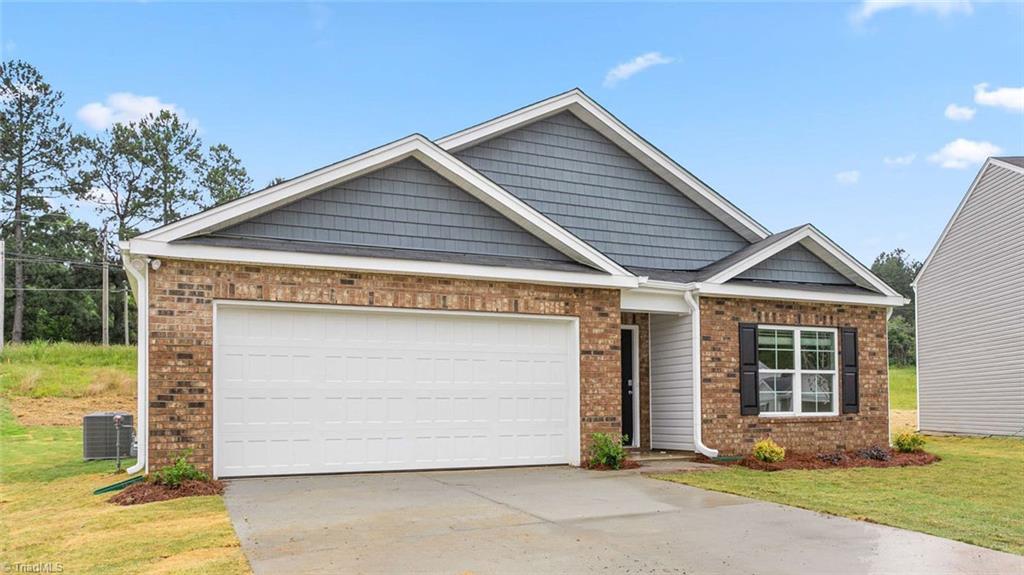 122 Red Arrow Court, Mayodan, North Carolina image 2