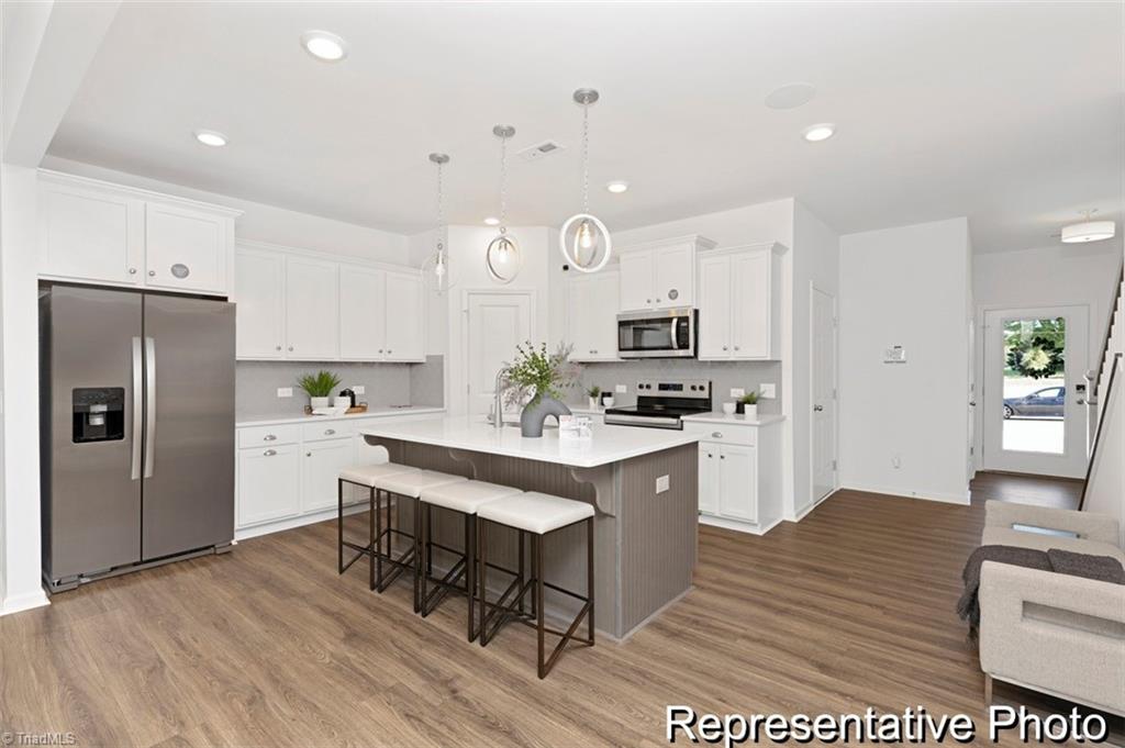 1005 Aubrieta Street 107