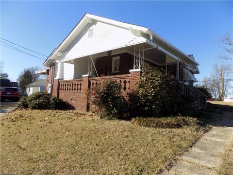 Photo for 3011 English Road W