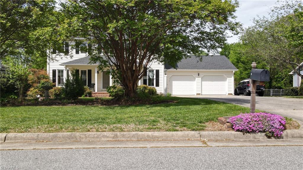 3805 Oak Forest Drive