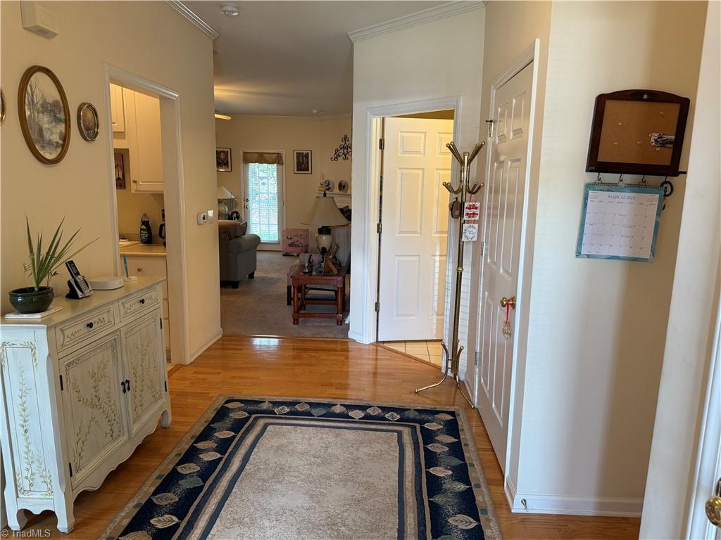 454 Northbridge Drive, High Point, North Carolina image 3