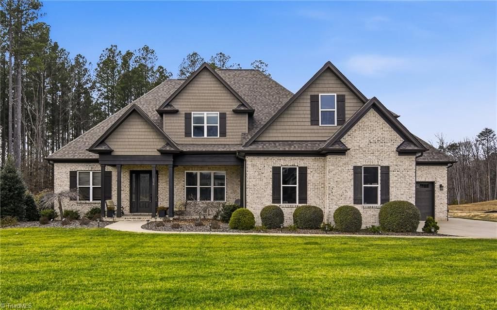 Photo of 114 Old Heritage Drive, Winston-Salem, NC 27107 (MLS # 1209353)