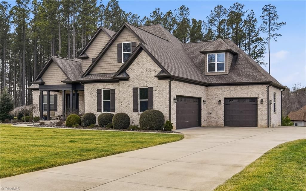 Photo of 114 Old Heritage Drive, Winston-Salem, NC 27107 (MLS # 1209353)