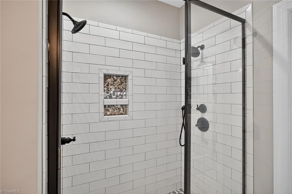 Lexington, North Carolina 27292, United States, 3 Bedrooms Bedrooms, ,3 BathroomsBathrooms,Residential,Active,210835