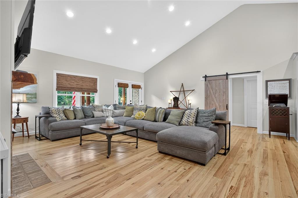 Lexington, North Carolina 27292, United States, 3 Bedrooms Bedrooms, ,3 BathroomsBathrooms,Residential,Active,210835