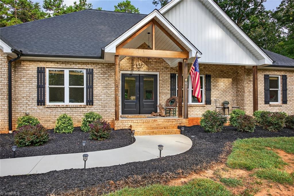 Lexington, North Carolina 27292, United States, 3 Bedrooms Bedrooms, ,3 BathroomsBathrooms,Residential,Active,210835