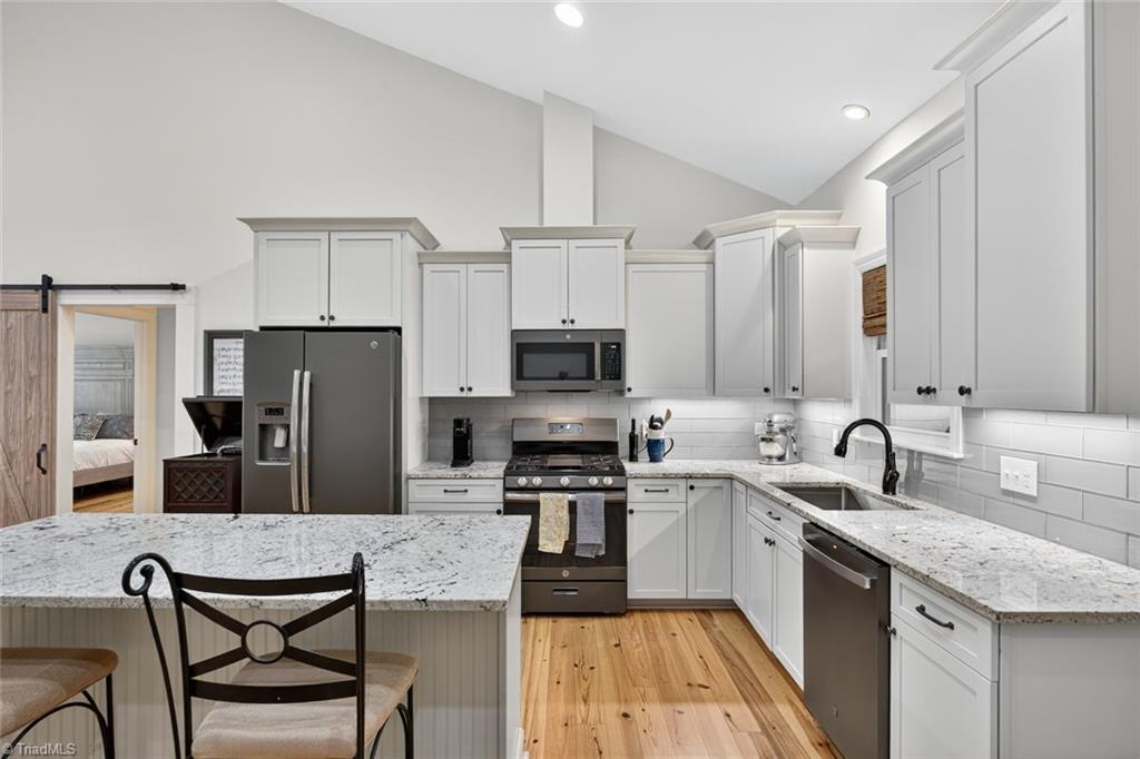 Lexington, North Carolina 27292, United States, 3 Bedrooms Bedrooms, ,3 BathroomsBathrooms,Residential,Active,210835