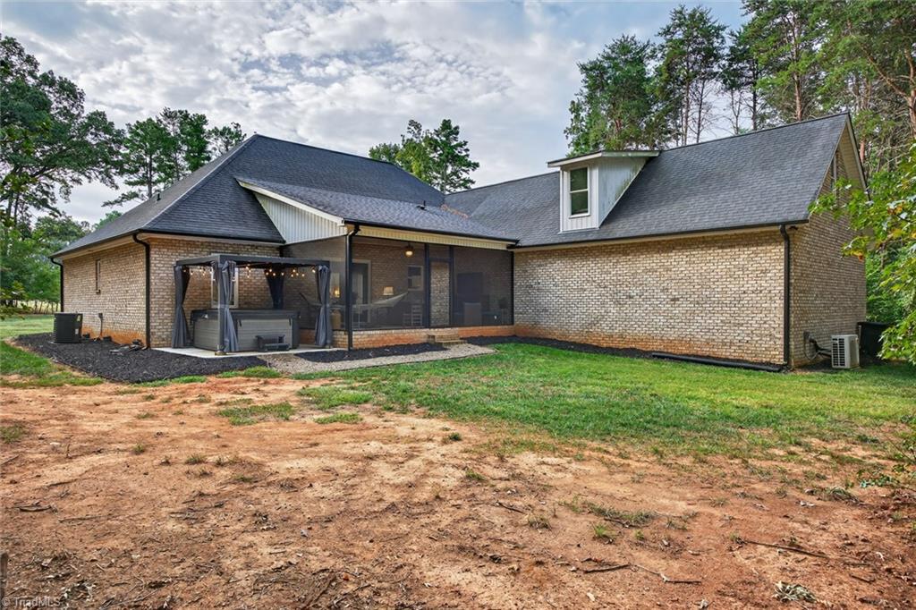 Lexington, North Carolina 27292, United States, 3 Bedrooms Bedrooms, ,3 BathroomsBathrooms,Residential,Active,210835