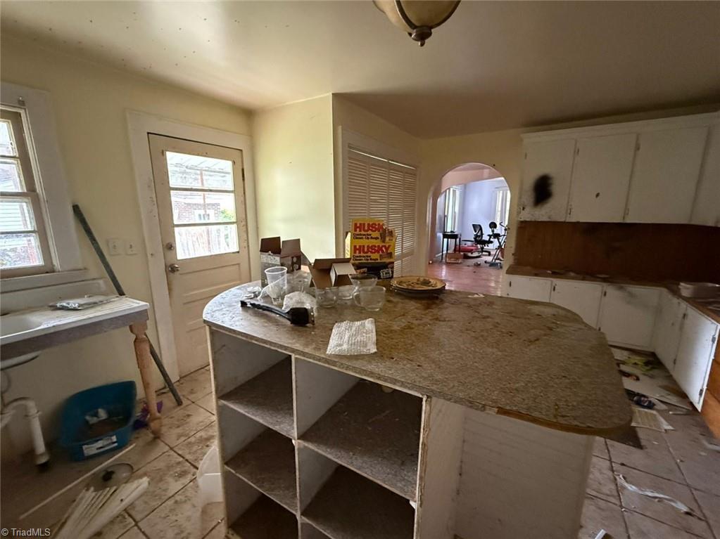 2912 W English Road, High Point, North Carolina image 10