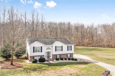 Photo for 5940 Cutters Creek Court