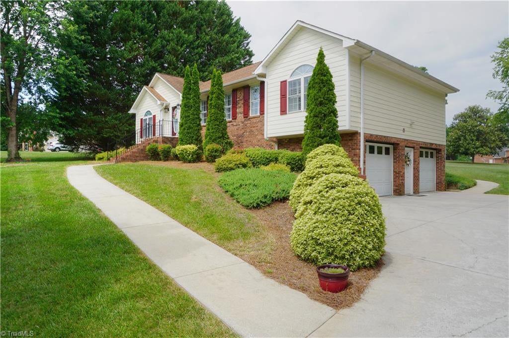 Photo of 175 Loblolly Lane, Winston-Salem, NC 27107 (MLS # 1224366)