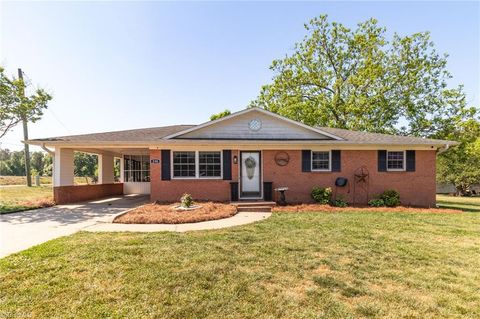Photo of 230 Hill Lane, Lexington, NC 27295 (MLS # 1217565)