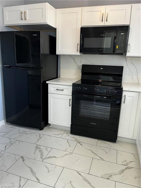 Condo For Sale - 519 Brookside Court<br/> Kernersville, NC 27284