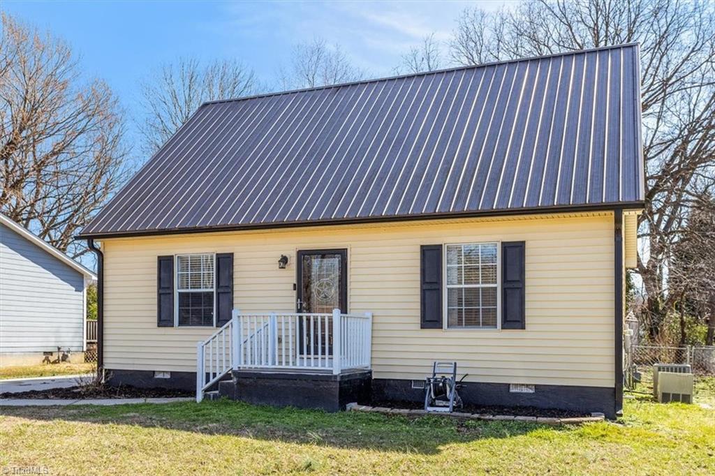 506 W Gilbreath Street, Graham, North Carolina image 1