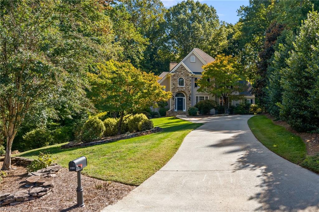 1150 Fallbrook Lane