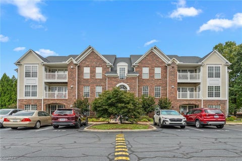 Condo For Sale - 2219 Delaney Drive #214<br/> Burlington, NC 27215