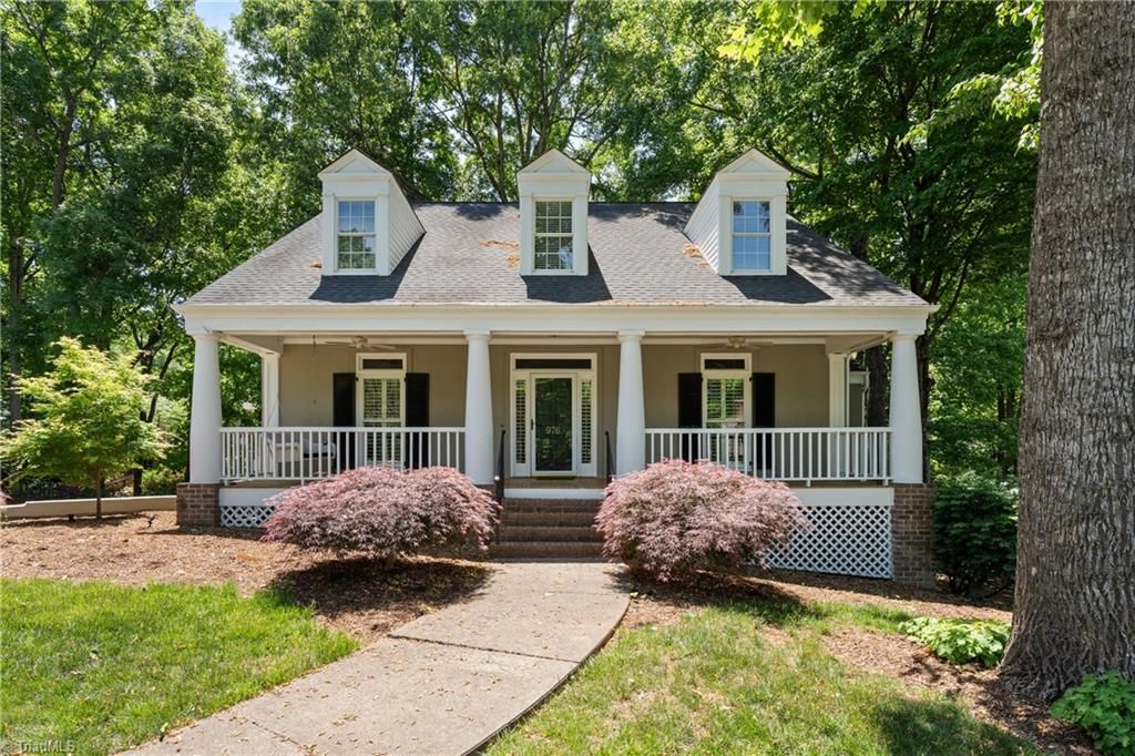 Photo of 976 Ridge Gate Drive, Lewisville, NC 27023 (MLS # 1218737)