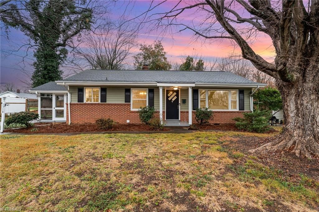 Photo of 1318 Lamont Drive, Winston-Salem, NC 27103 (MLS # 1203905)
