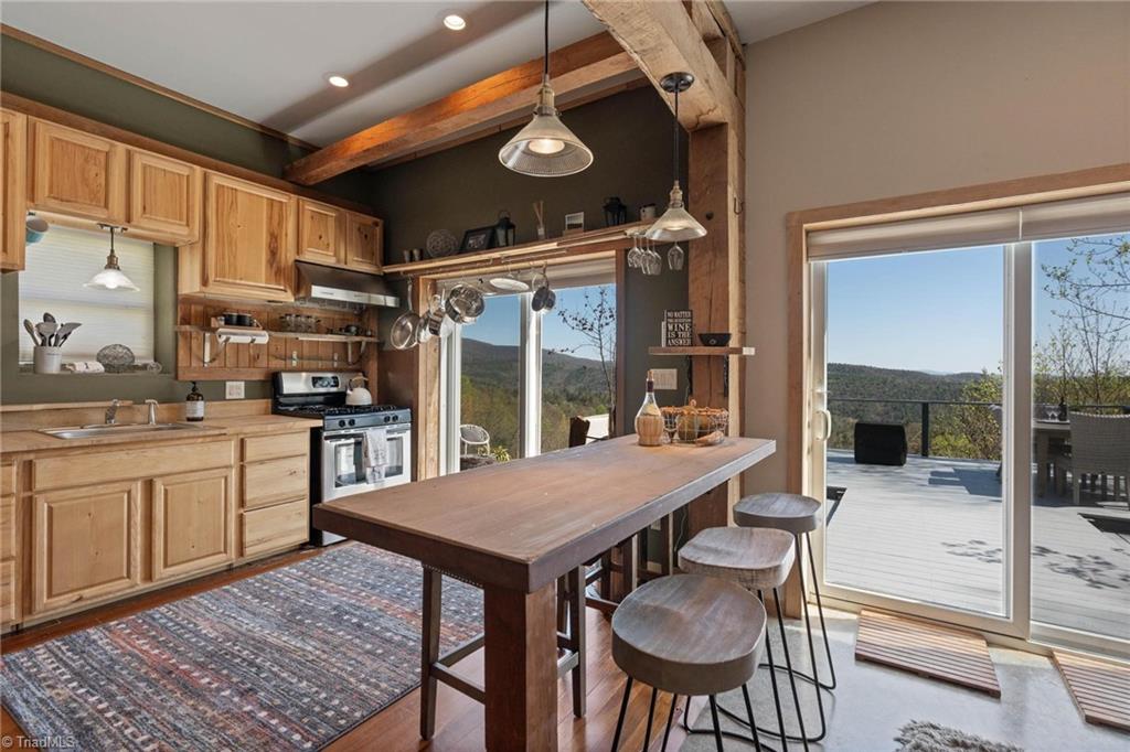 3086 Summit Road, Purlear, North Carolina image 10