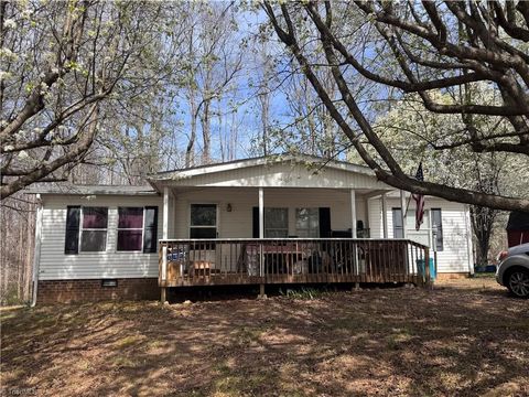 Mobile Home For Sale - 2205 Luffman Road<br/> Ronda, NC 28670