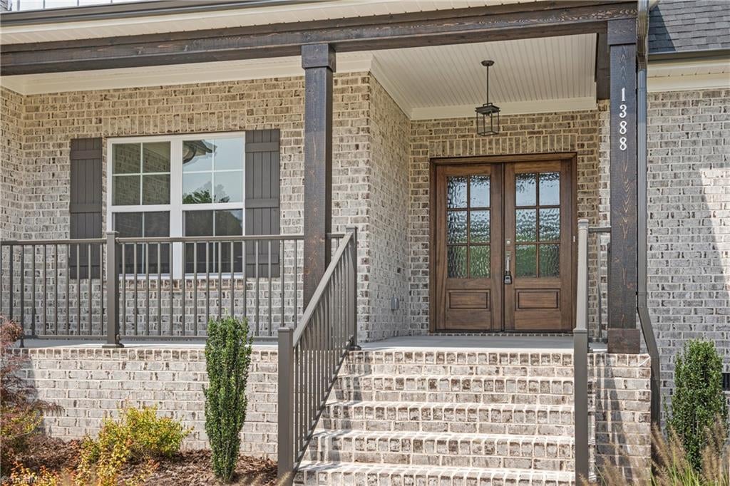 1388 Ashfield Drive