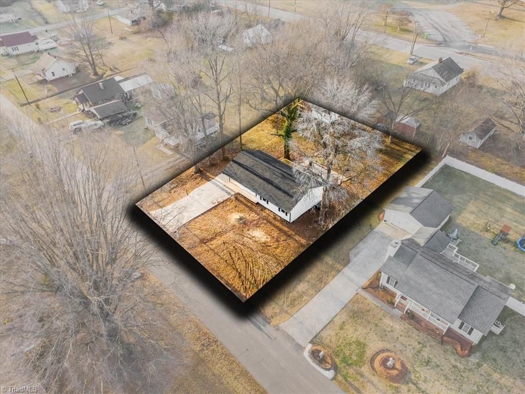 Photo of 1719 Maryland Avenue, Eden, NC 27288 (MLS # 1210214)