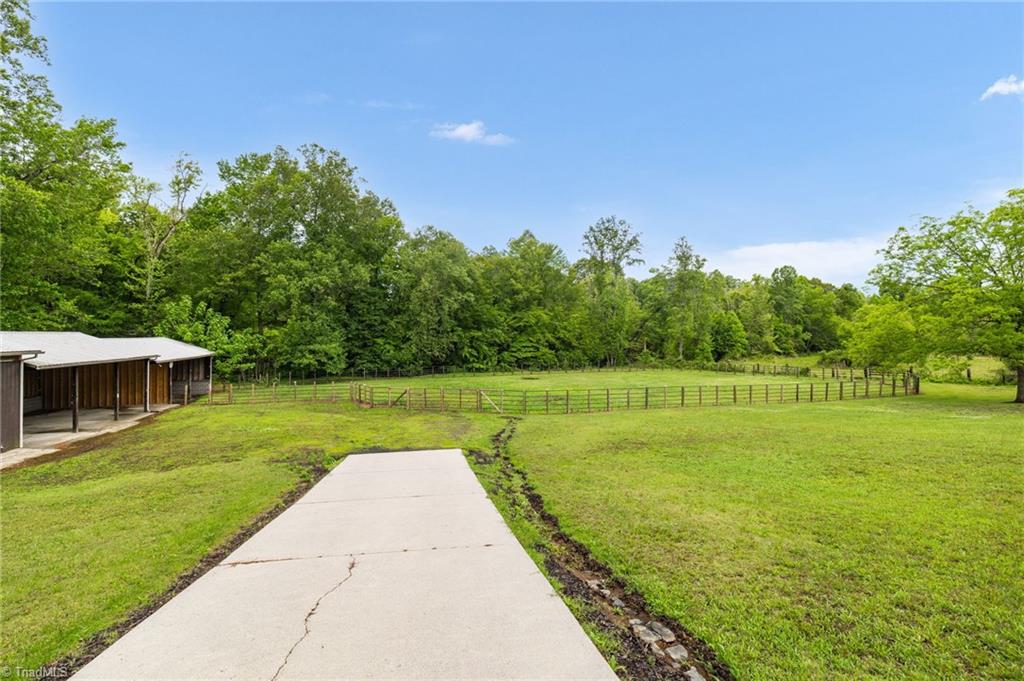 1057 Virginia Street, Eden, North Carolina image 37