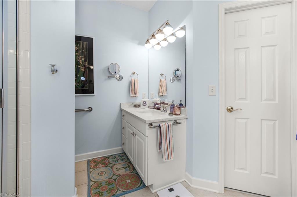 Greensboro, North Carolina 27455, United States, 3 Bedrooms Bedrooms, ,2 BathroomsBathrooms,Residential,Pending,170760