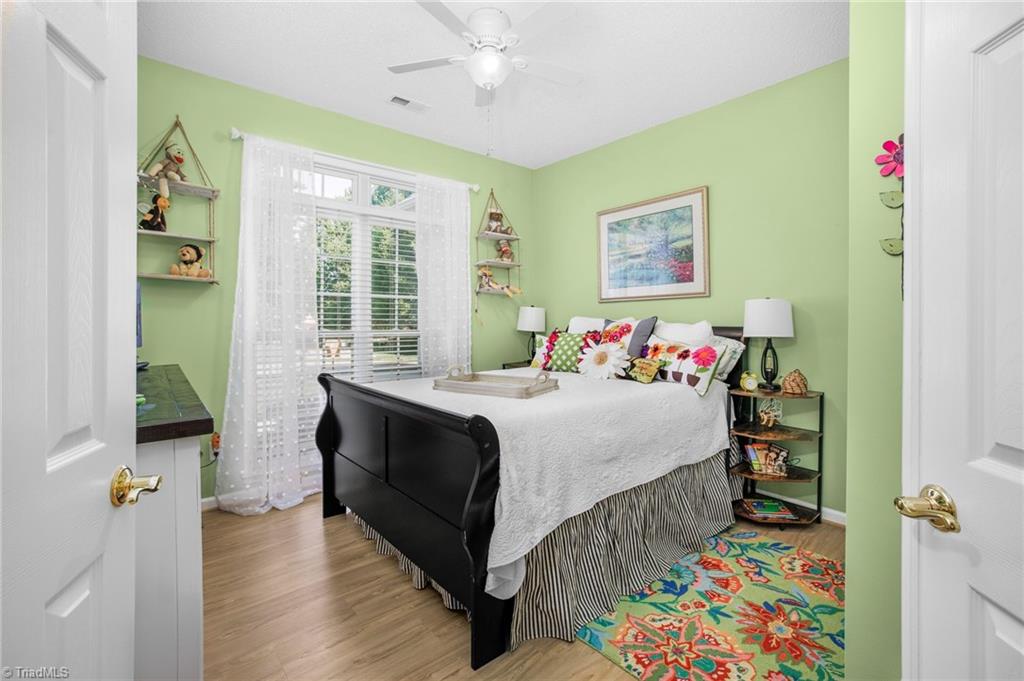 Greensboro, North Carolina 27455, United States, 3 Bedrooms Bedrooms, ,2 BathroomsBathrooms,Residential,Pending,170760