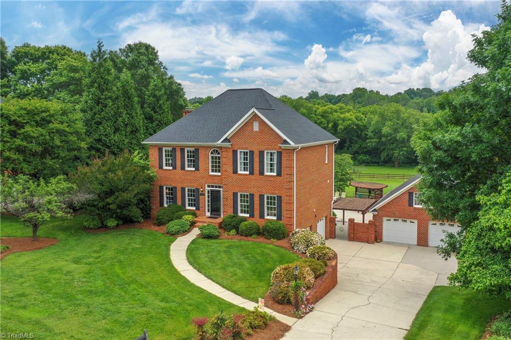 8056 Glengarriff Road, Clemmons, North Carolina image 2