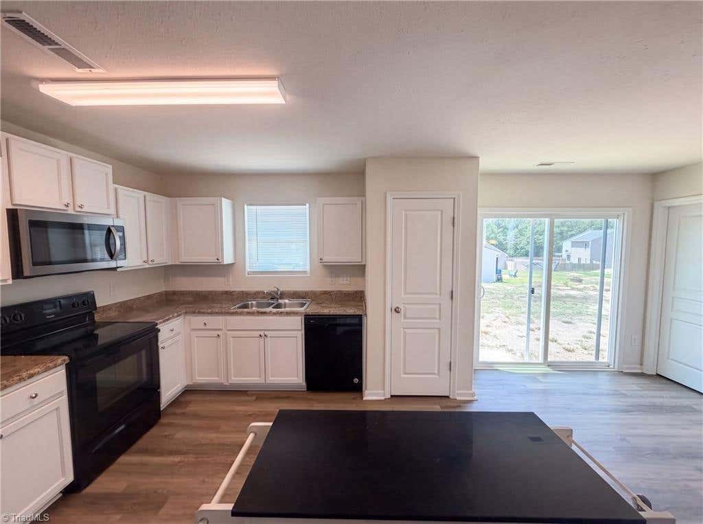 Photo of 150 Sumter Court, Burlington, NC 27217 (MLS # 1230445)