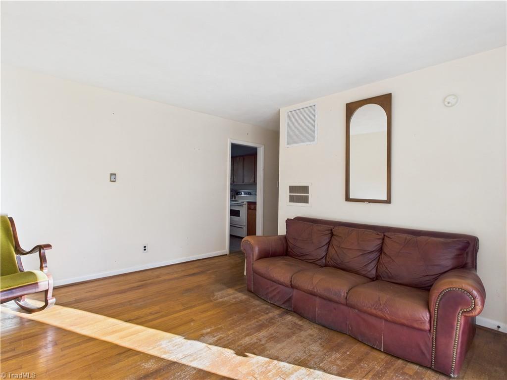 4802 Summit Avenue, Greensboro, North Carolina image 8