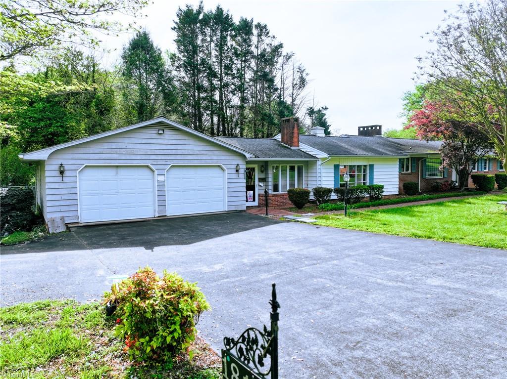 1816 Gwyn Street, Mount Airy, North Carolina image 4