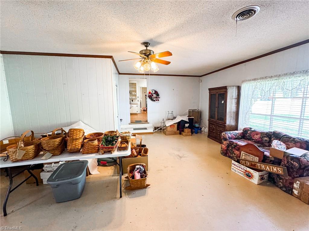 1816 Gwyn Street, Mount Airy, North Carolina image 7