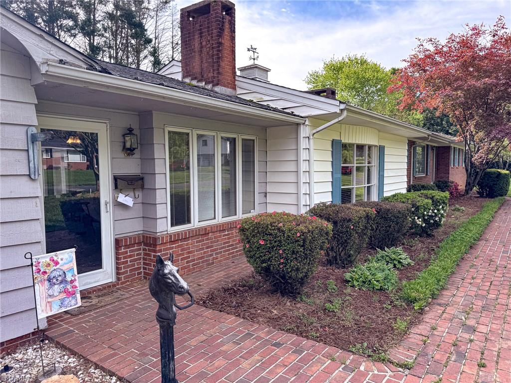 1816 Gwyn Street, Mount Airy, North Carolina image 3
