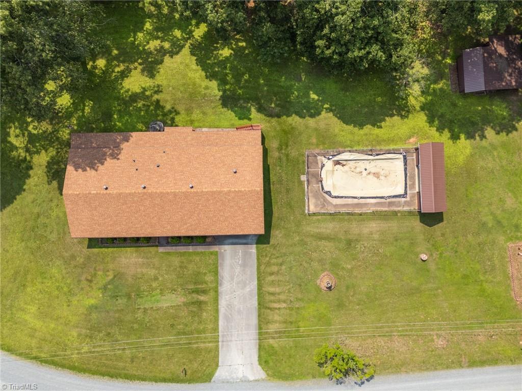 180 Mountain Valley Drive, Eden, North Carolina image 35