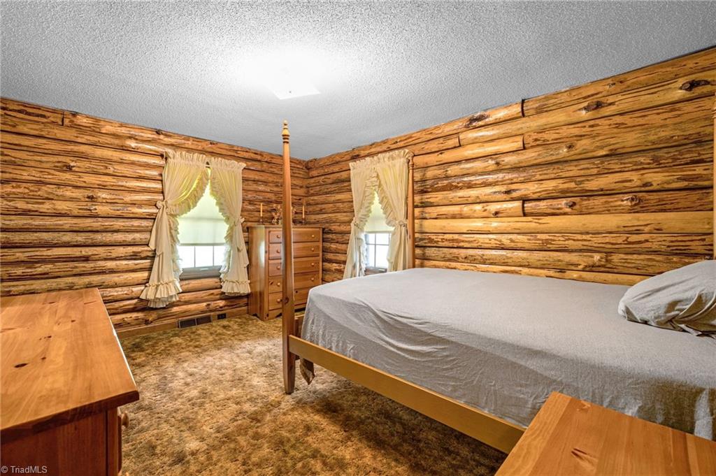 180 Mountain Valley Drive, Eden, North Carolina image 16