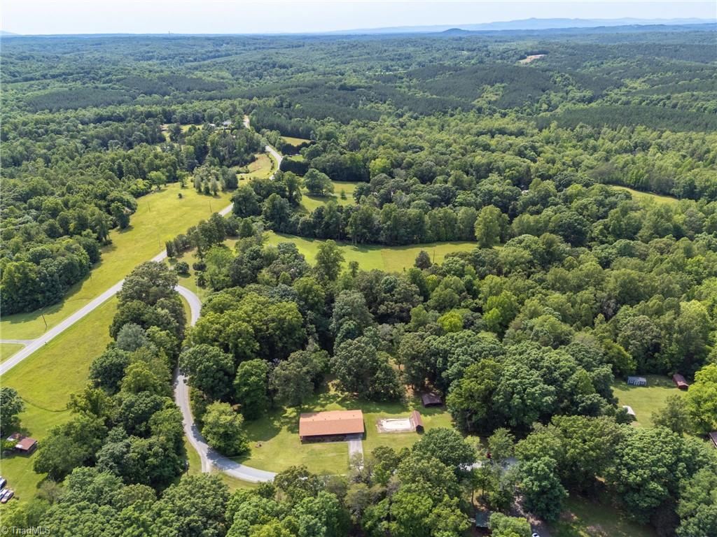 180 Mountain Valley Drive, Eden, North Carolina image 38
