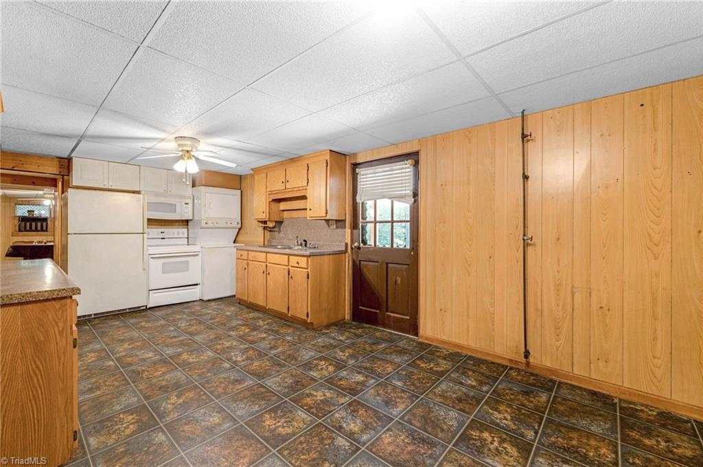 180 Mountain Valley Drive, Eden, North Carolina image 21