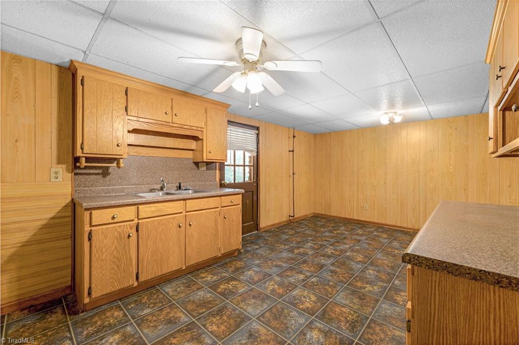 180 Mountain Valley Drive, Eden, North Carolina image 23