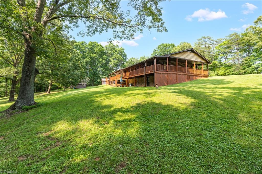 180 Mountain Valley Drive, Eden, North Carolina image 32