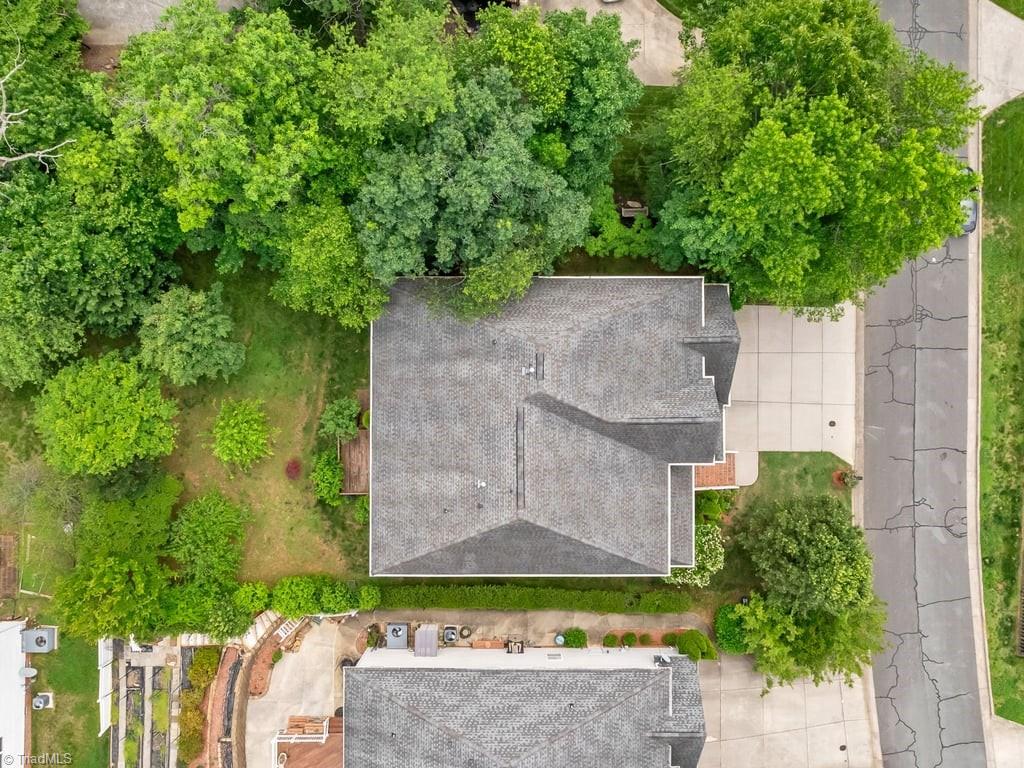 Winston-Salem, North Carolina 27104, United States, 5 Bedrooms Bedrooms, ,4 BathroomsBathrooms,Residential,Active,56684