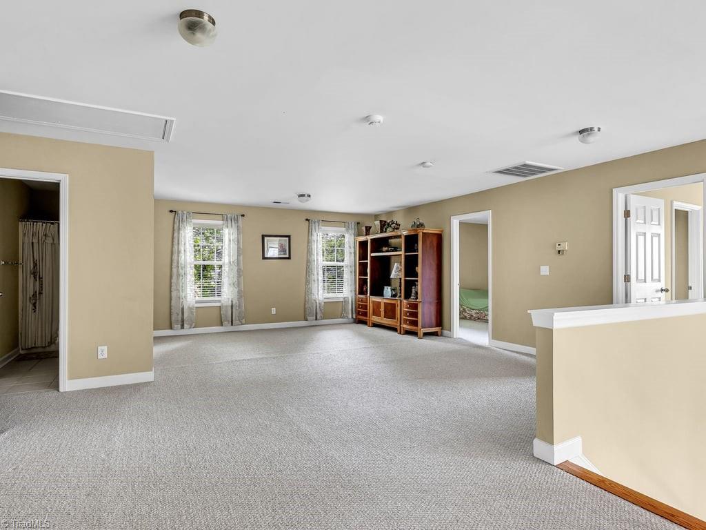 Winston-Salem, North Carolina 27104, United States, 5 Bedrooms Bedrooms, ,4 BathroomsBathrooms,Residential,Active,56684