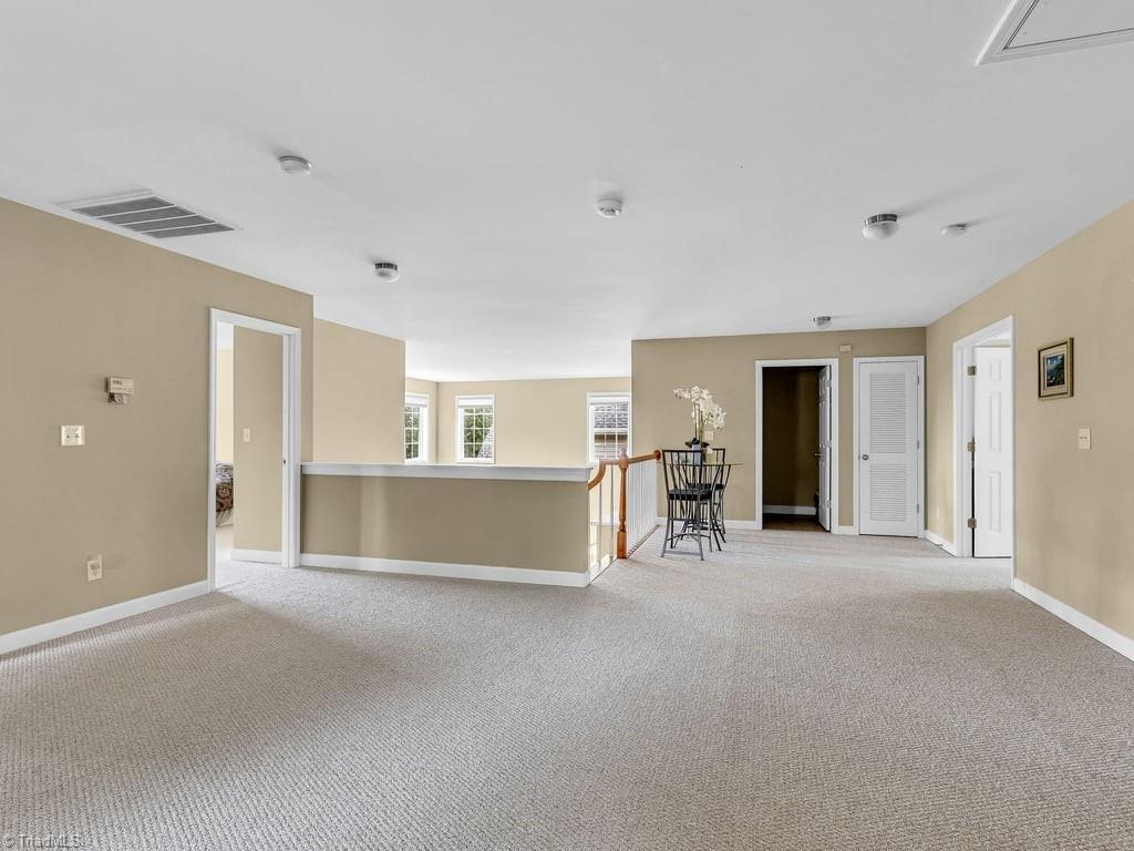 Winston-Salem, North Carolina 27104, United States, 5 Bedrooms Bedrooms, ,4 BathroomsBathrooms,Residential,Active,56684